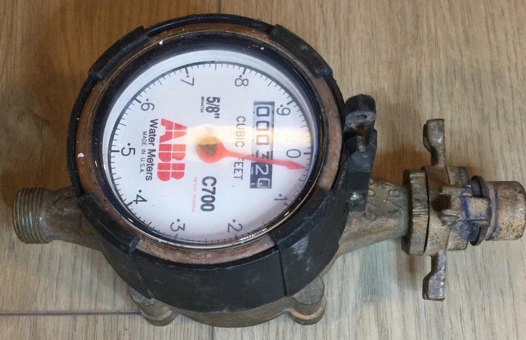 ABB Water Meter, C700, 5/8”, Cubic Feet With Yoke Extension Tension Nut, No Lid