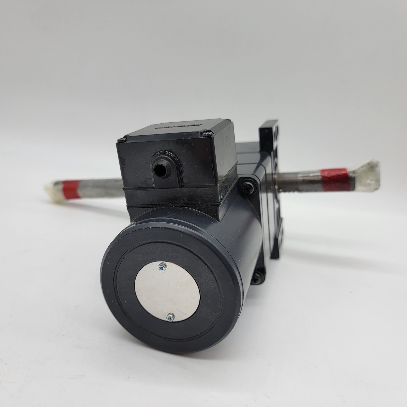 Oriental Motor 4RK25GN-CT Motor w/ 4GN10XK Gear Head and 4LF45N-2-D8 Head