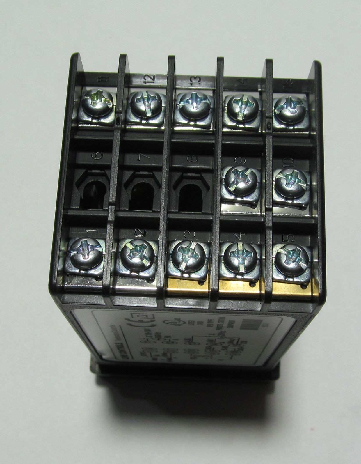 NEW DWYER LOVE CONTROLS 16C-3 1/16 DIN TEMPERATURE CONTROLLER RELAY OUTPUT