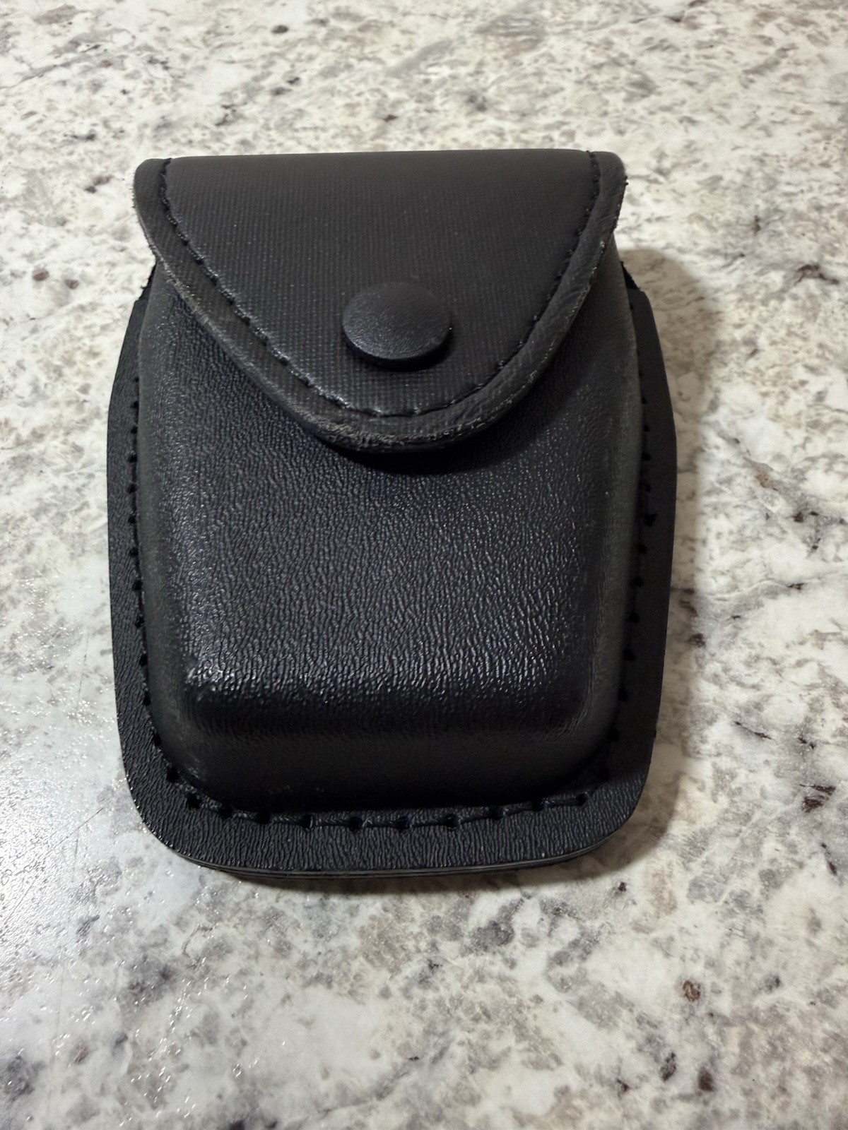 Safariland Duty Gear 190-2 Handcuff pouch Composite Sturdy Top Flap Snap NWOT