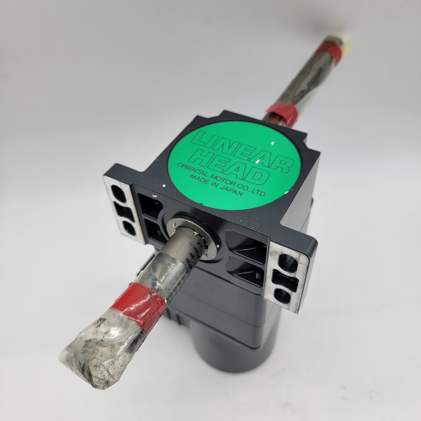 Oriental Motor 4RK25GN-CT Motor w/ 4GN10XK Gear Head and 4LF45N-2-D8 Head