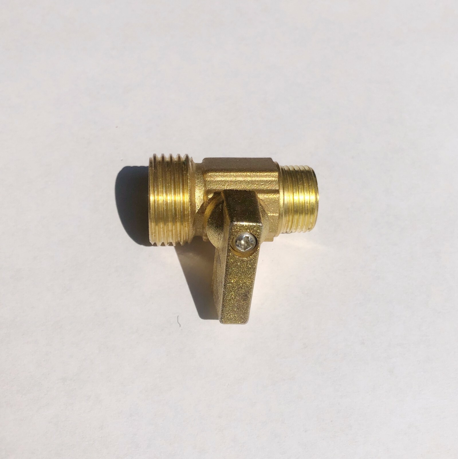 1/2″ Male NPT Pipe to 3/4″ Male Garden Hose End GHT Adapter with shut off valve
