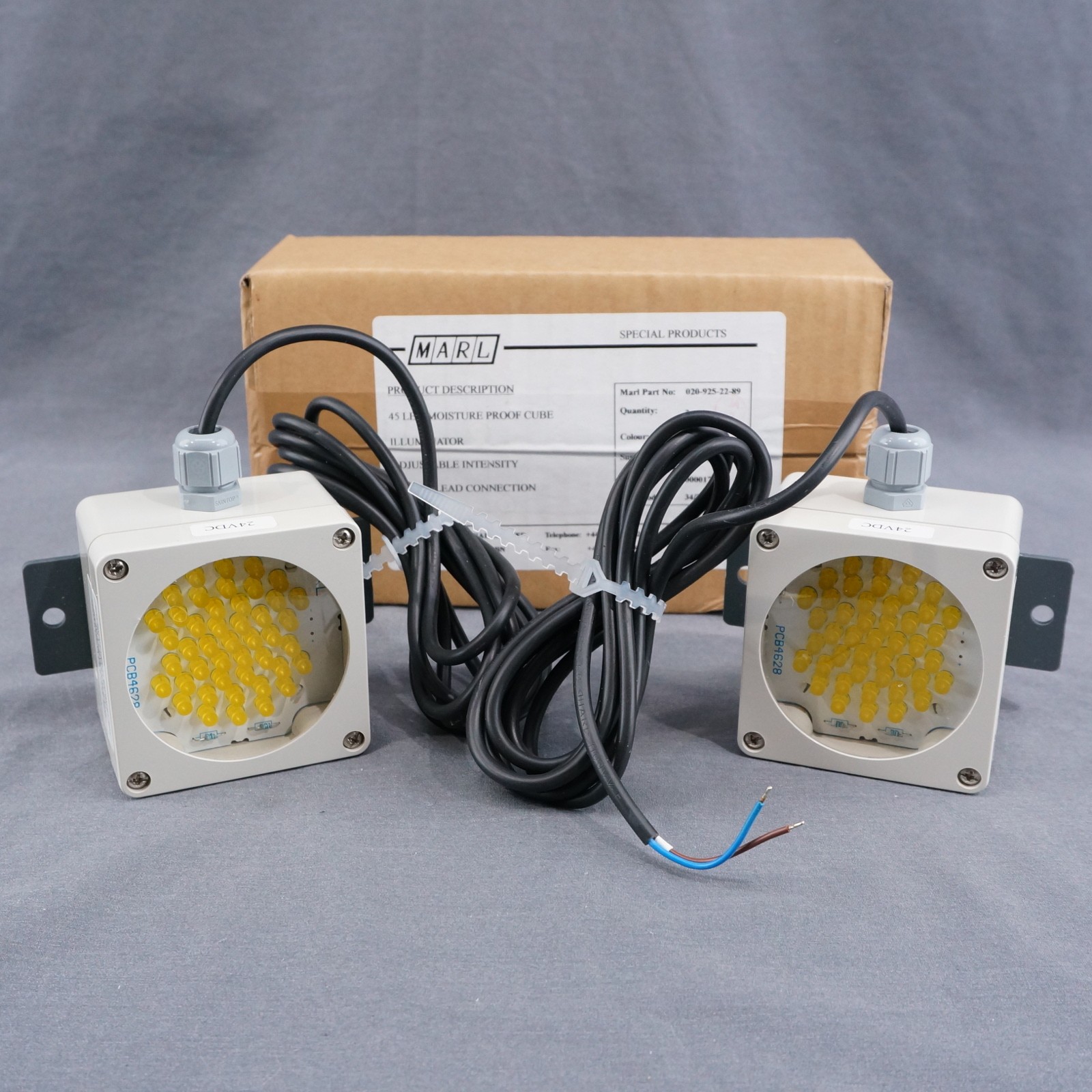 2 Marl 24V Yellow 590 nm 45 LED Moisture Proof Cube Industial Illuminator New