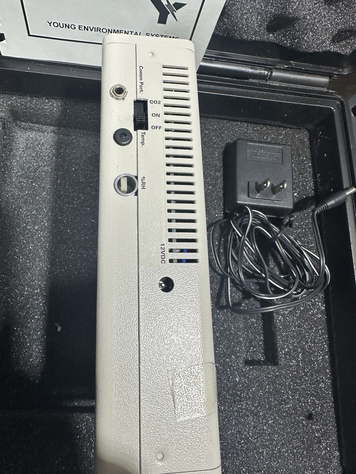 Vintage 1995 YES-204 CARBON DIOXIDE MONITOR / DATA LOGGER