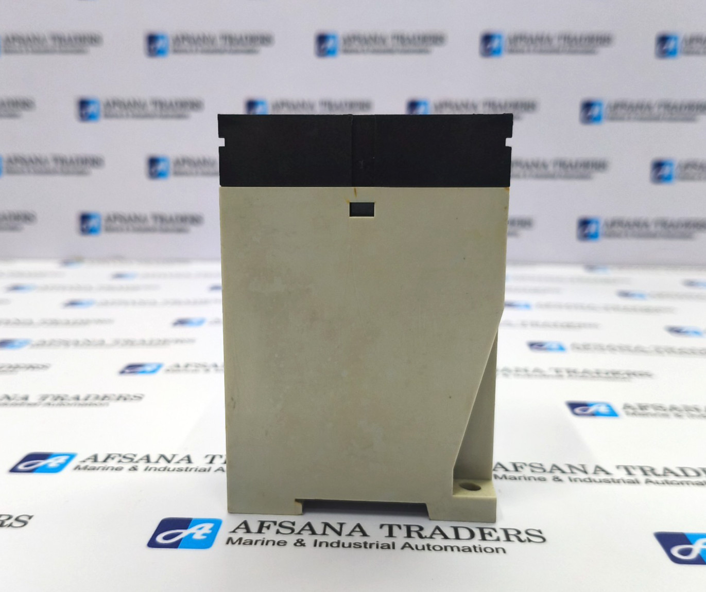 GHISALBA GHST 110V OR 220V AC CONTACTOR RELAY 50/60HZ