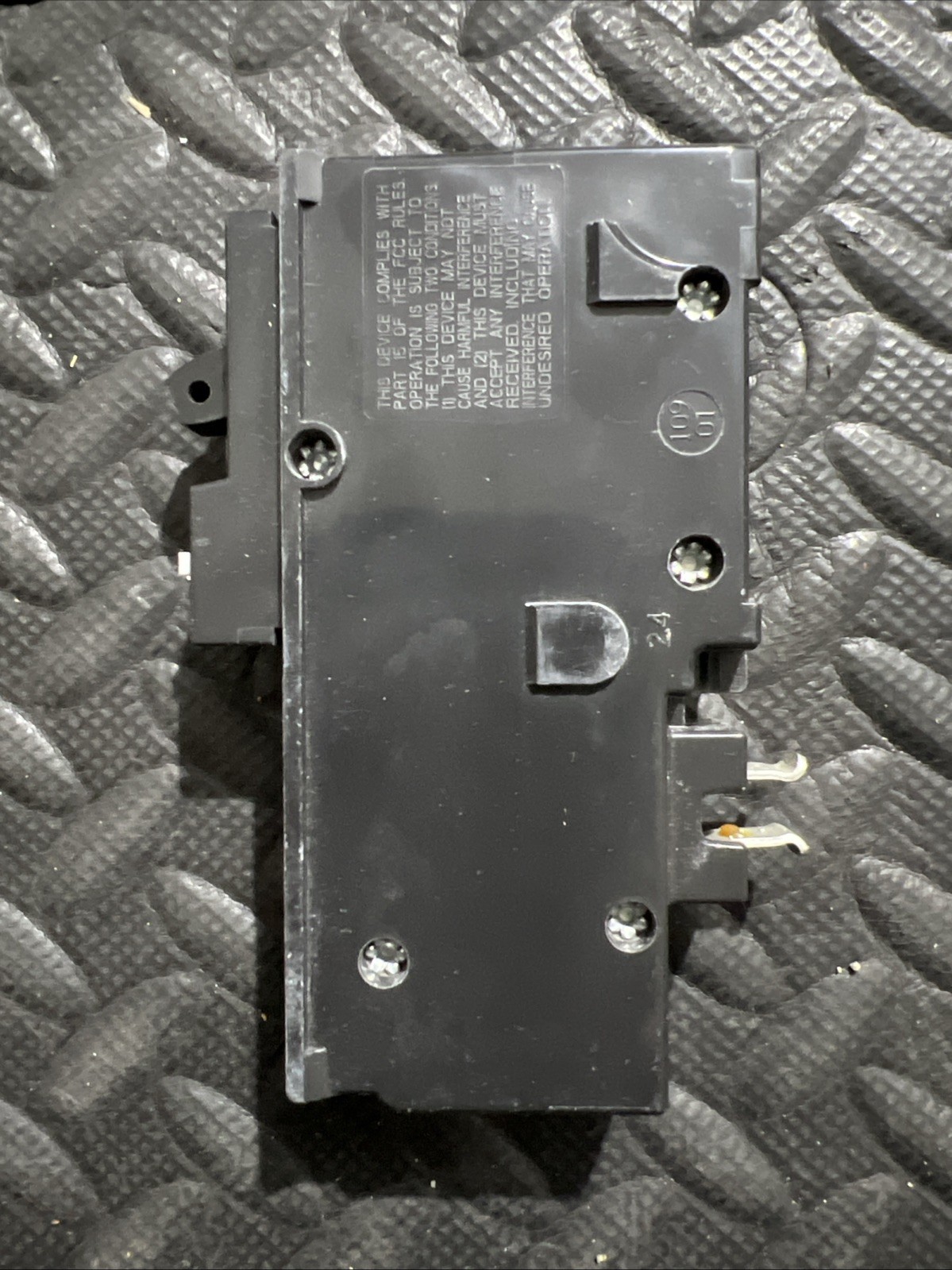 Square D Homeline 15-amp Combination arc fault Plug-On Neutral HOM115PCAFI