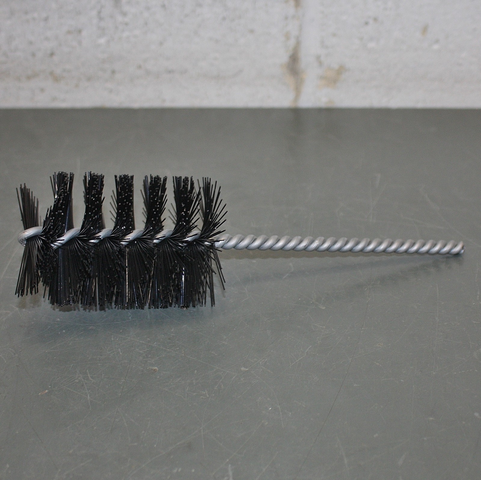 (9) Brush Research Power Tube Brush 85N2500, 2-1/2″ OD x 3″, Nylon, Spiral