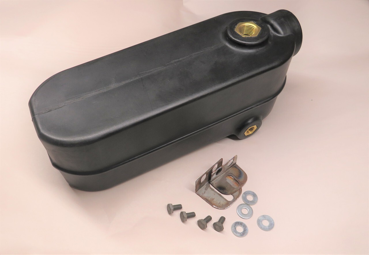 1.5 Hp International M Engine Gas Tank