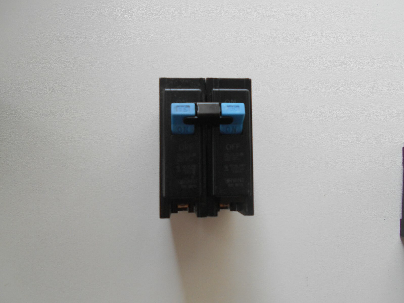 PKG 50  ELECTRICENTER ECQTH3 HANDLE TIE DEVICE AKA QTH3 BX100HT