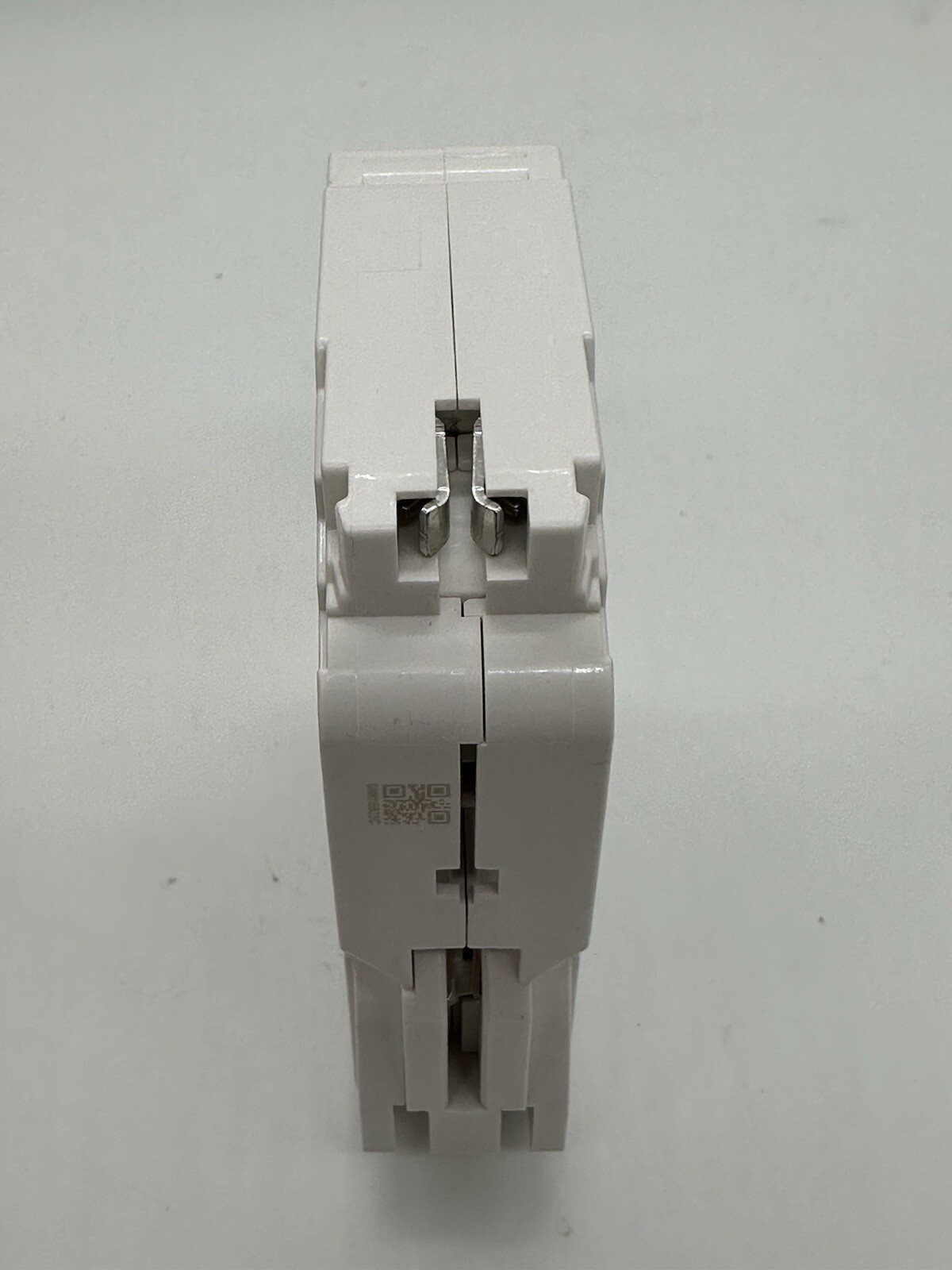 BOX OF 10 circuit breaker Leviton LB115-AFT 15 A 1-Pole Plug-on AFCI brand NEW