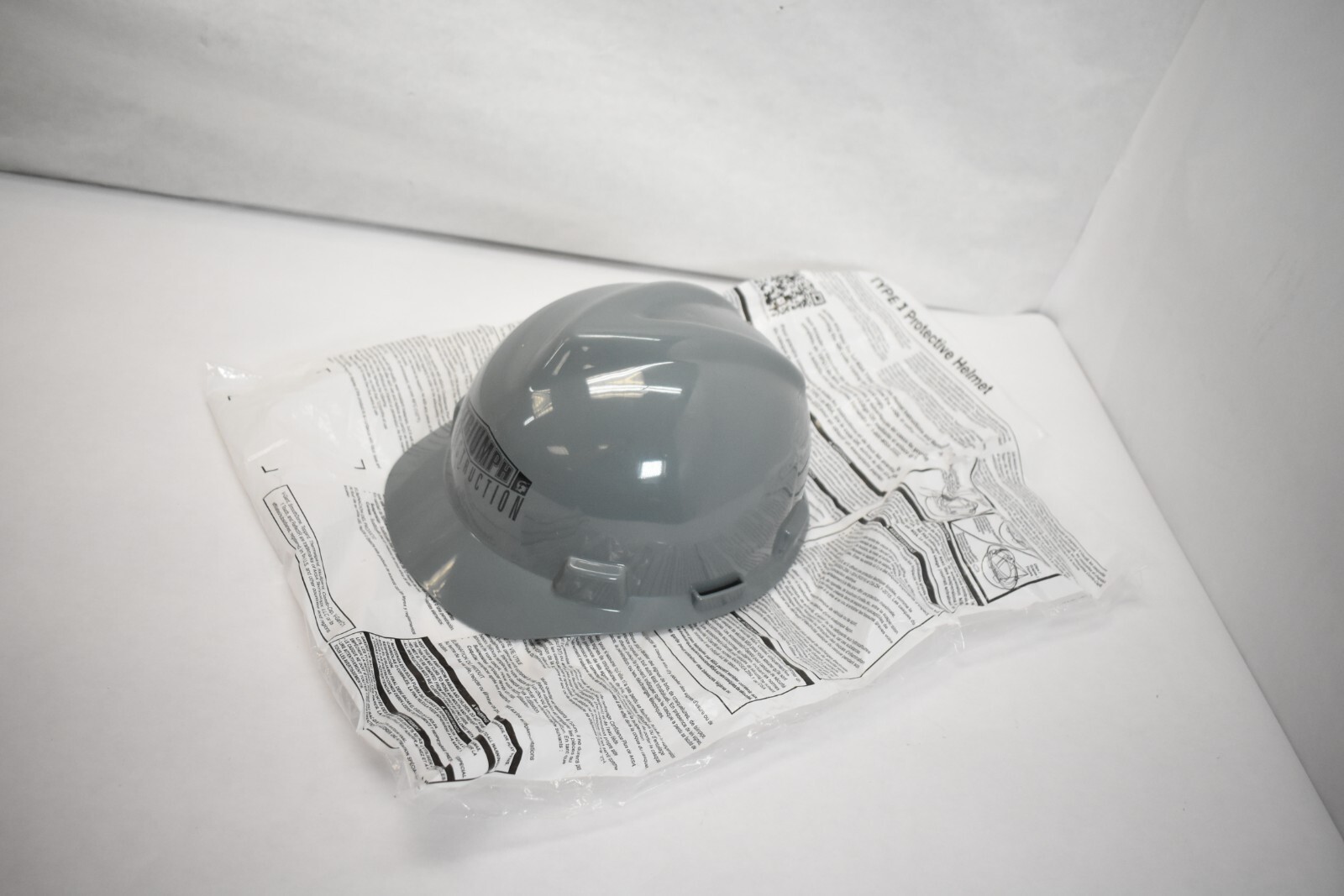 MSA V-Guard Type I Protective Helmet Gray Safety Hard Hat Branded 495736