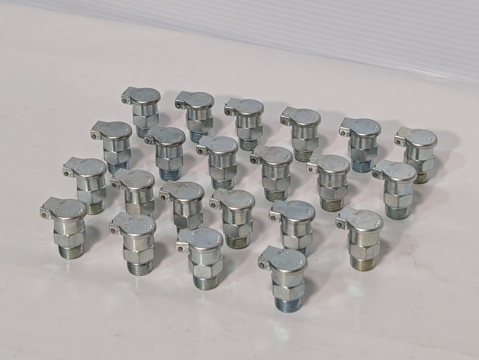 Lot of 22 Gits Bros Manufacturing Flip Top Press Fit Oiler Oil Cup, 1-1/4″ Tall