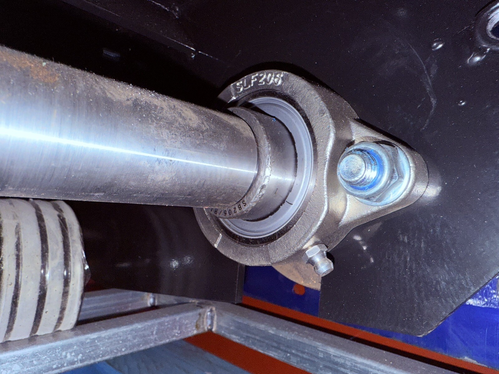 SLF206 30mm Diameter Flanged Stainless Steel Bearing Grease zerk 4 Q450 Cut Saw