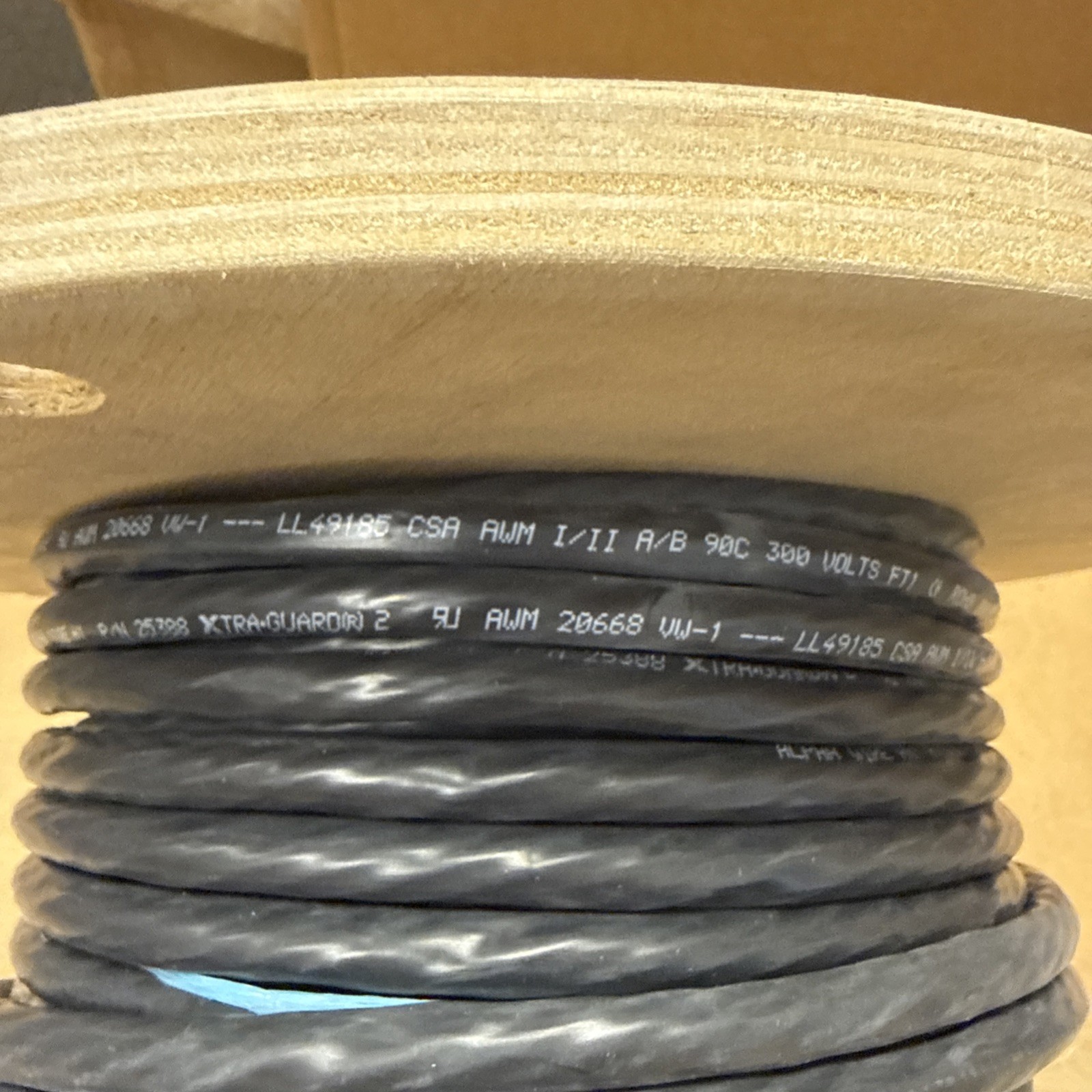 Alpha cable 25388 BK005, 100 ft-spool