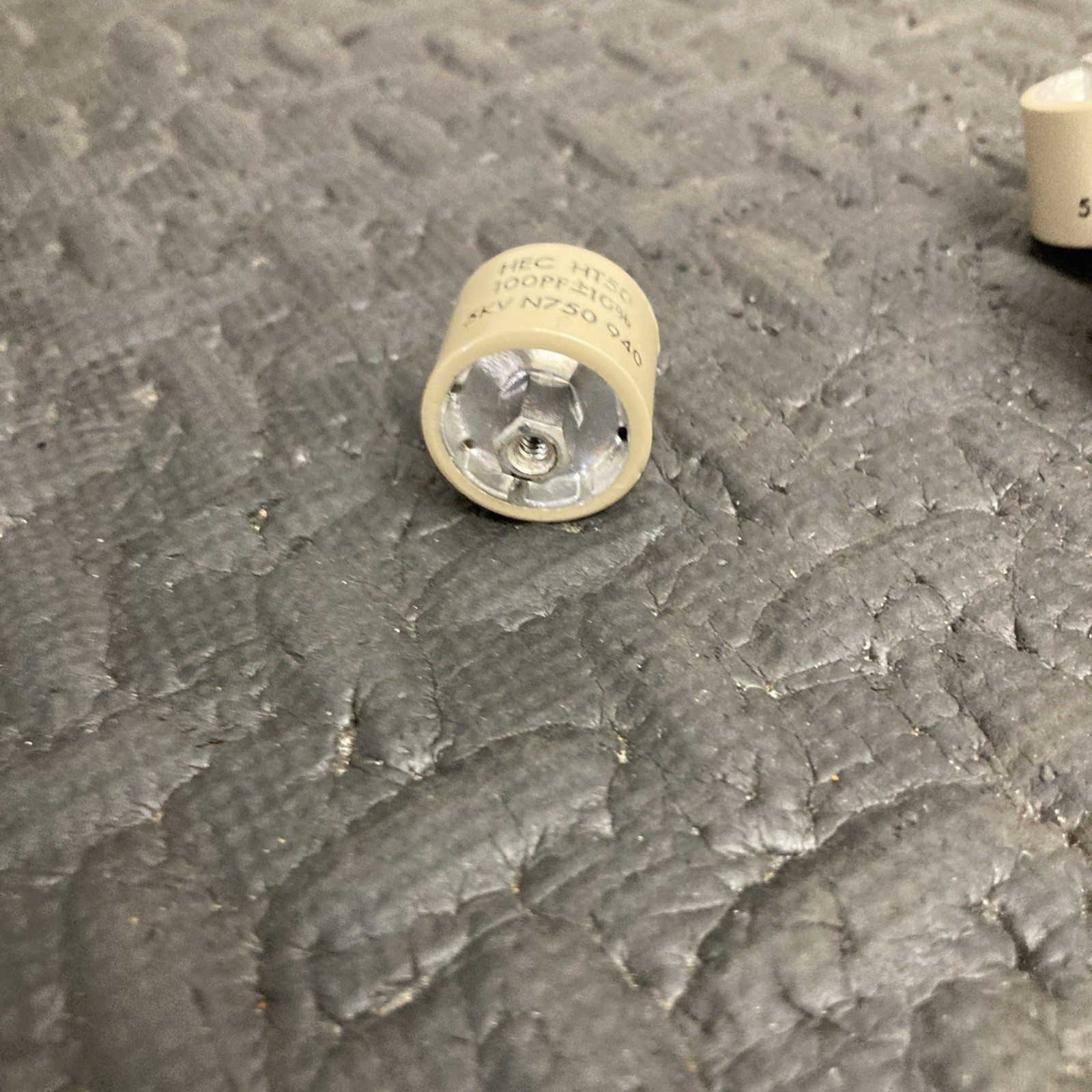 HEC Ceramic Capacitor 100pF 5KV 5000V 1piece