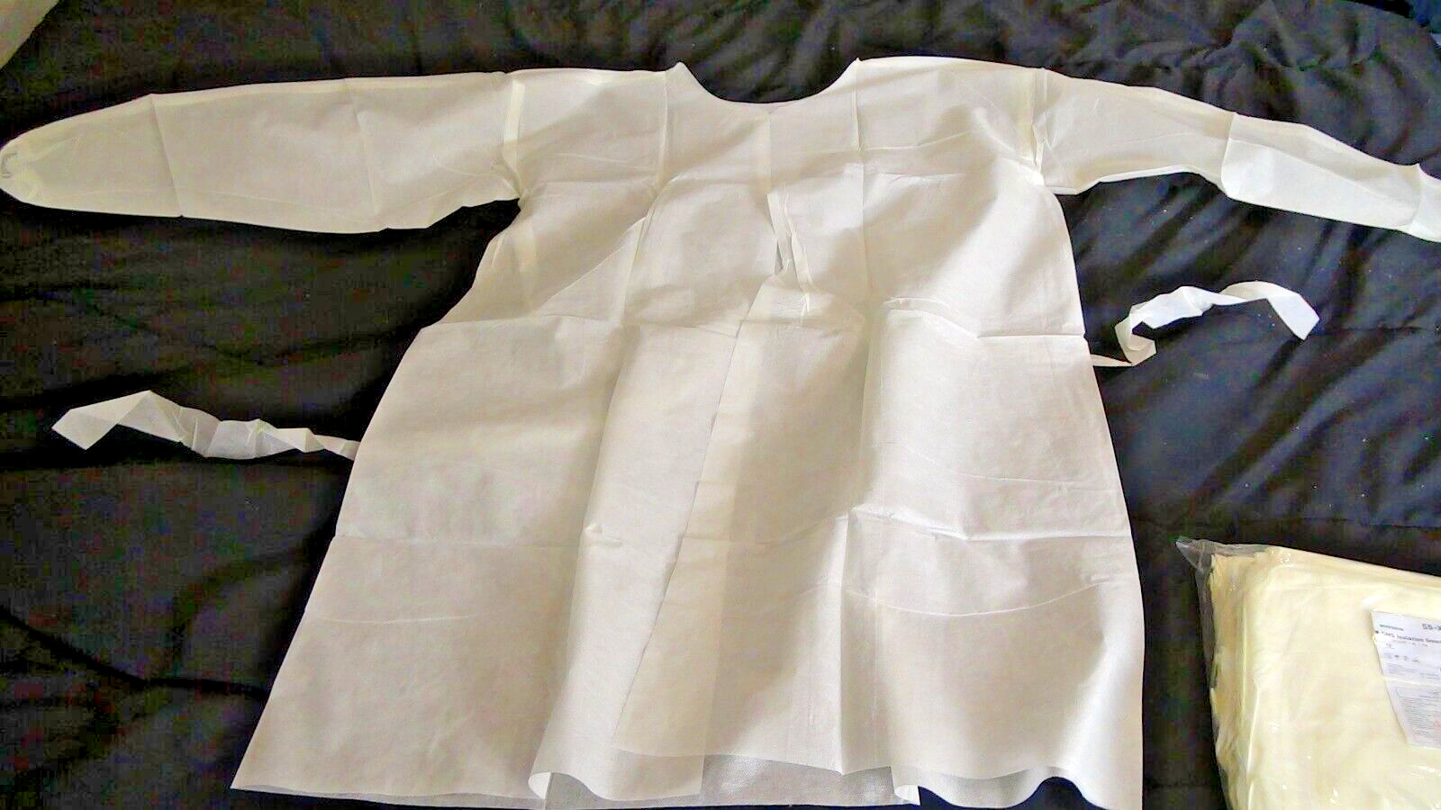 MCKESSON SMS Isolation Gown Long Sleeve Yellow (55-XL) 100 CT XL