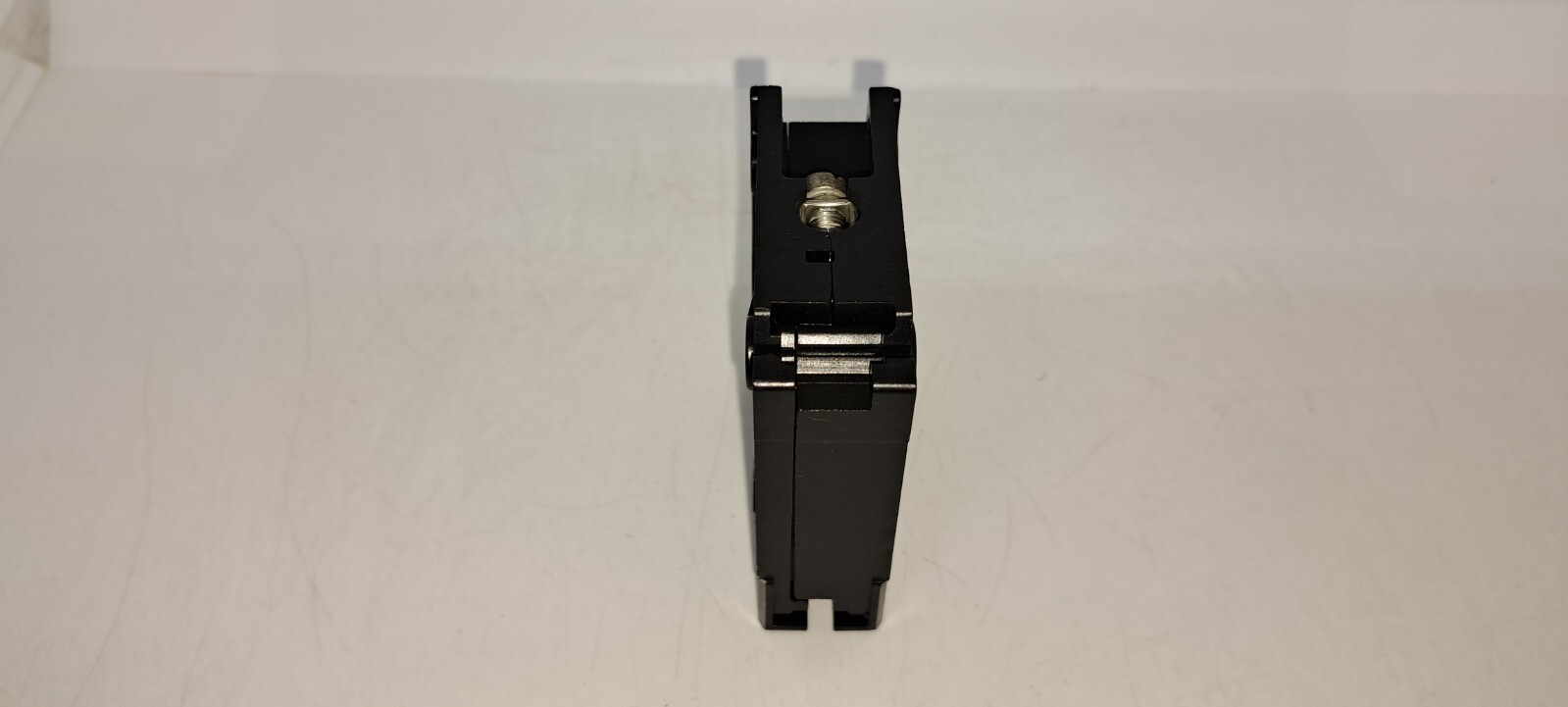 CUTLER-HAMMER BR130 30 AMP 1 POLE 120V CIRCUIT BREAKER