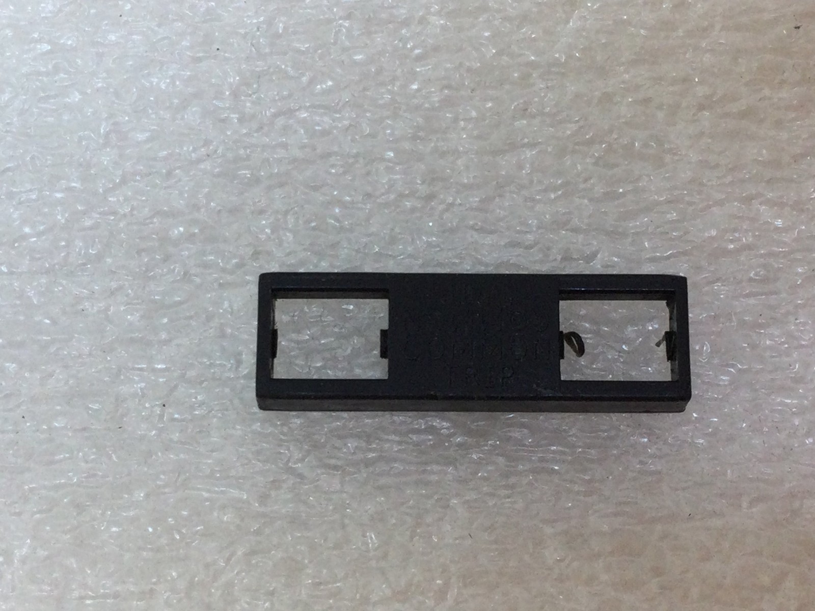 Square D Homeline Plastic Handle Tie for 2 Pole Breakers