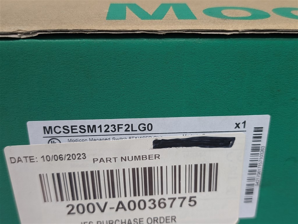 NEW Schneider MCSESM123F2LG0 MODICON 8 Port Managed Ethernet Switch DOM 2322