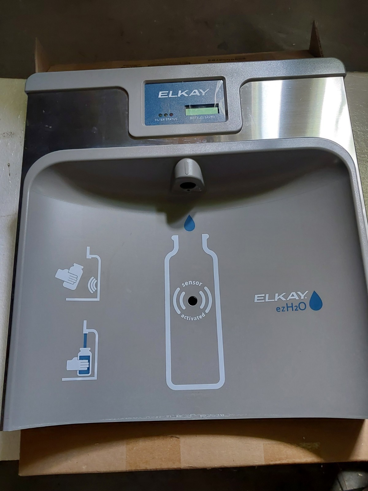Elkay EZH2O Retro Wall Mount Water Bottle Filler Station FOR PARTS/NOT WORKING