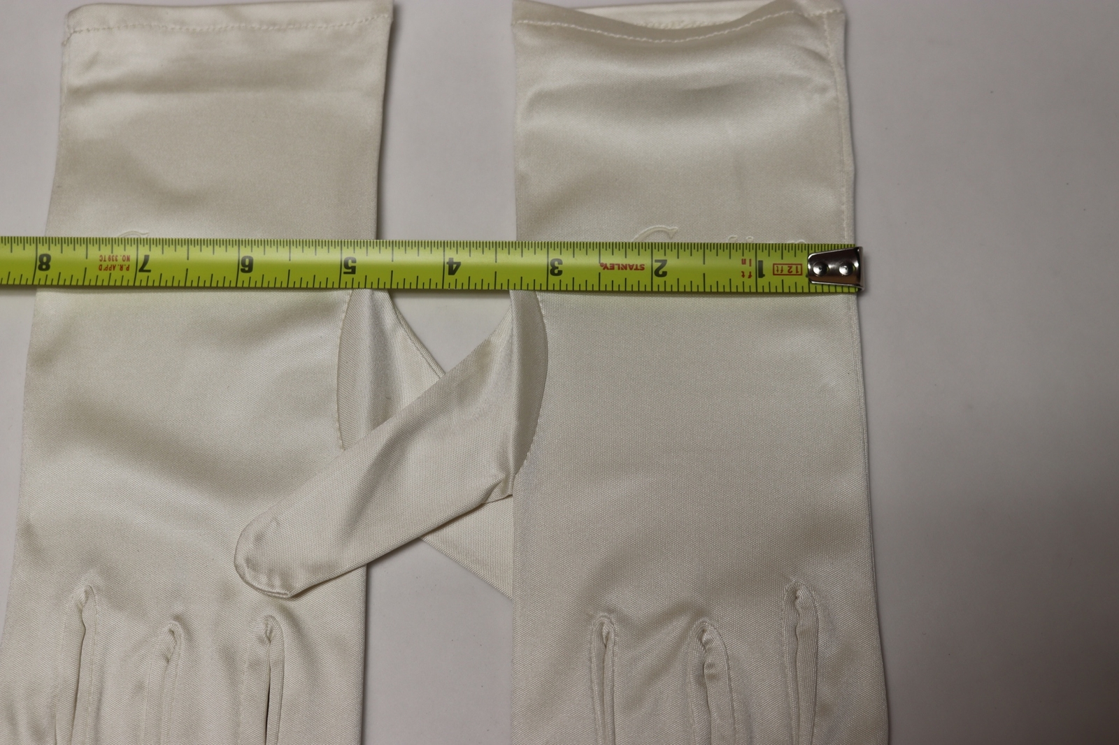 Cartier White Jewelry Watch Handling Microfiber Inspection Gloves Pair – Small
