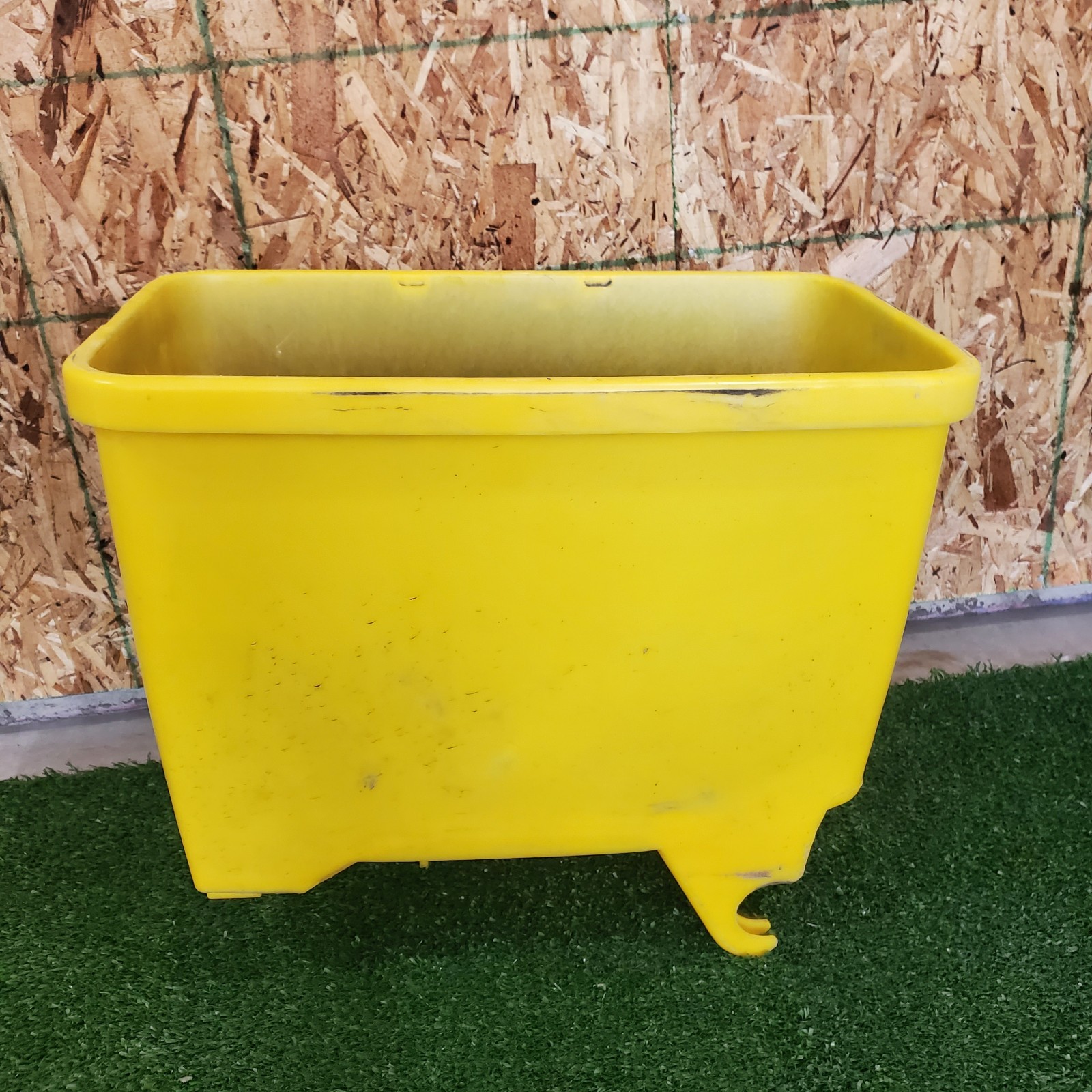Used Seed Hopper fits John Deere 1750 1760 1780 7200 7300 AA37995 1.6