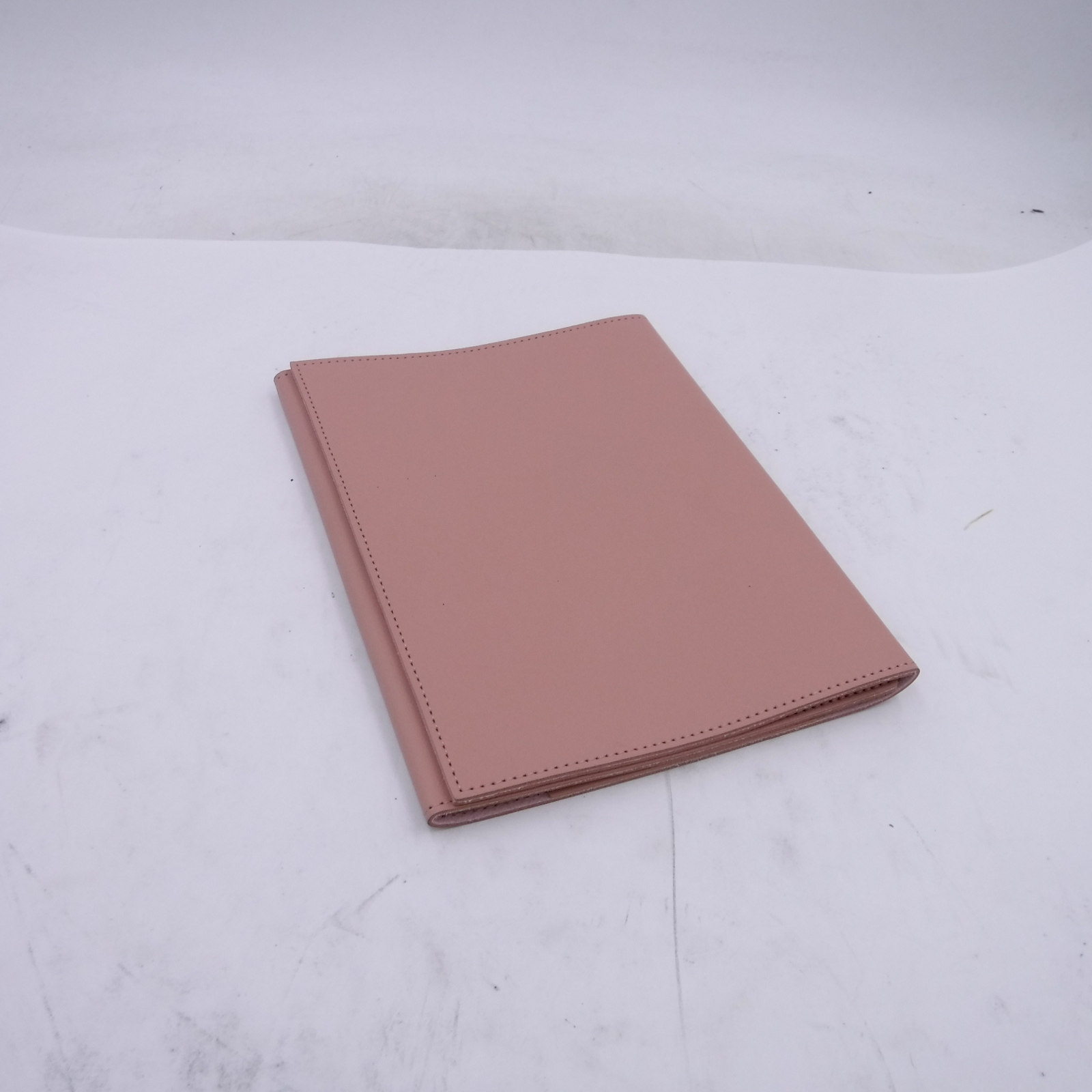 POKETO Leather Medium 9-1/2″ x 7″ Minimalist Folio V2 in Blush 6 Pocket Interior