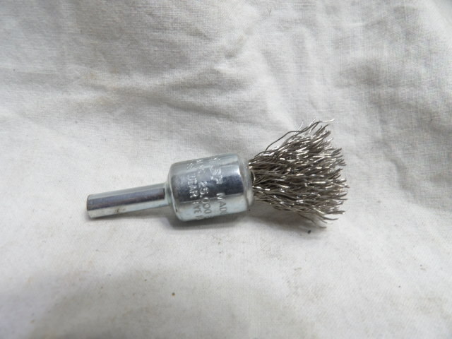 Weiler 1/2″ Crimper Wire End Brush .014 SS Wire 25,000 RPM’s
