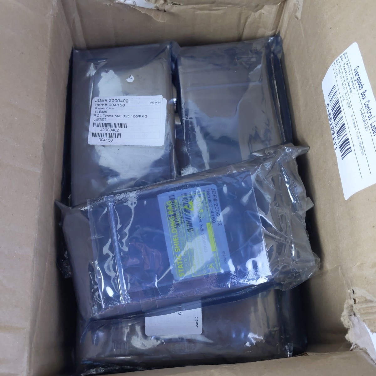 Lot of 1900 – 3×5 Anti-Static ESD Shielding Silver Zip-Lock Reclosable Bags