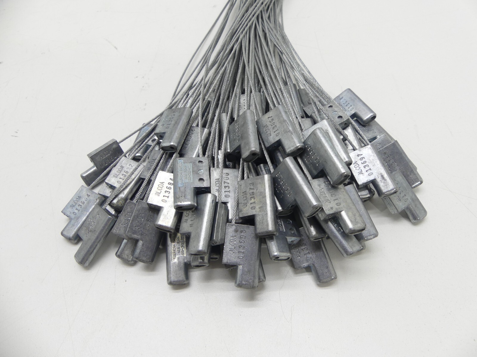 (Set of 88) ALCOA CL99 14″ Cable Lock Seals