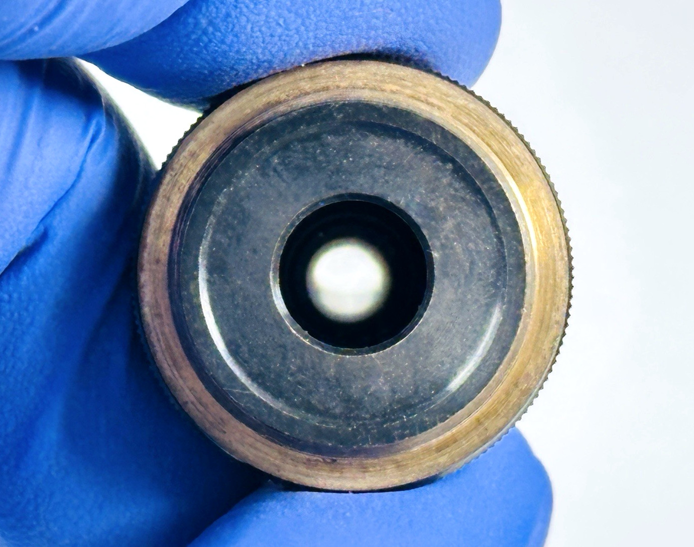 Tiyoda HI 90 1.25 0.8 N.A. Variable Aperture Oil Immersion Objective 90x RMS