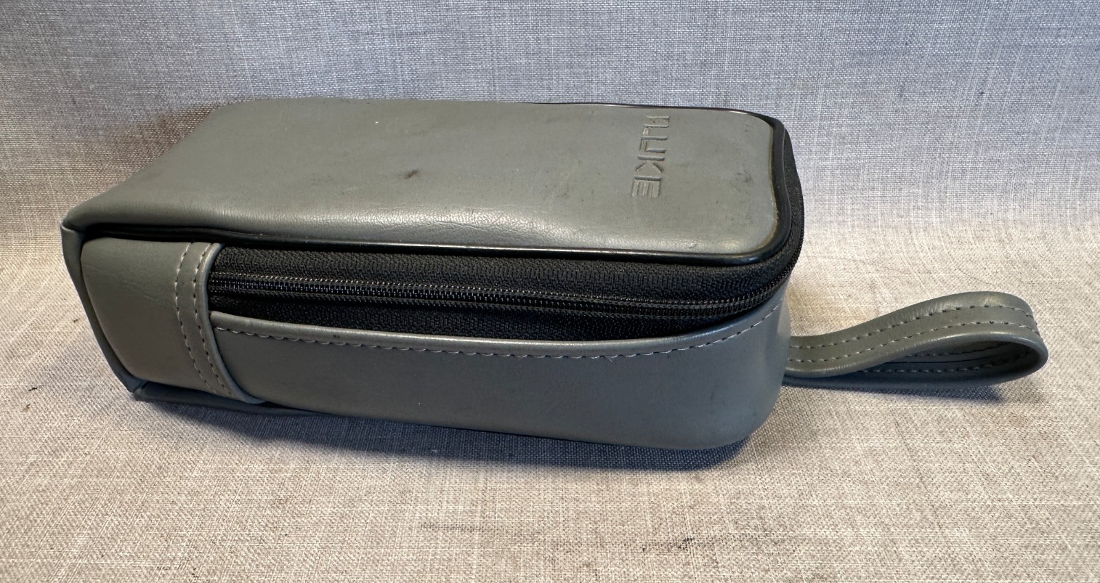 Fluke 8062A True RMS Multimeter – WORKS! – w/ Carry Case, Manual, Leads – READ!