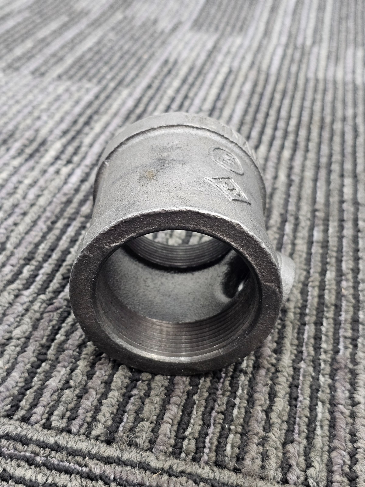 (QTY 2) Reducing Tee, 2″ X 2″ Malleable Iron Made in Vietnam