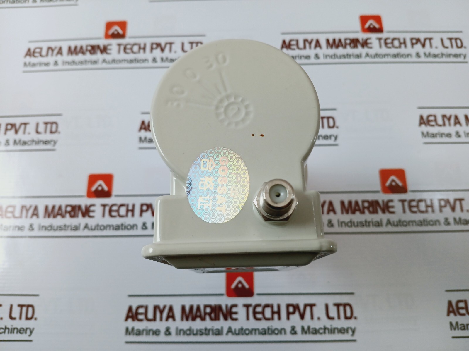 Gossat C-BAND Dual Polarization LNBF GCF-2009T 3.4 GHz to 4.2 GHz 65DB 201210