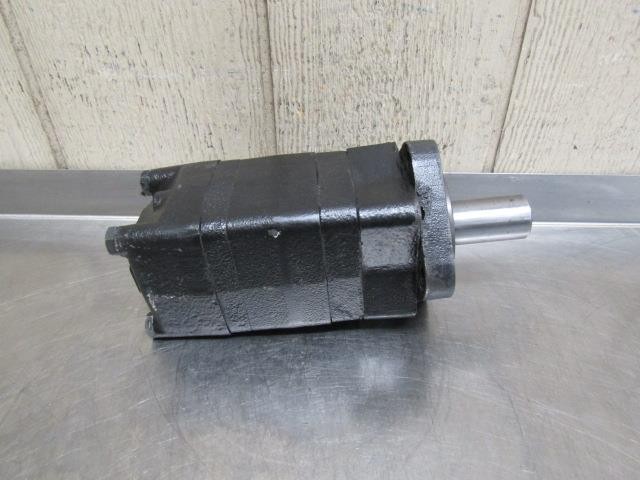Hubtex #3050403 Hydraulic Motor 1-1/4″ shaft
