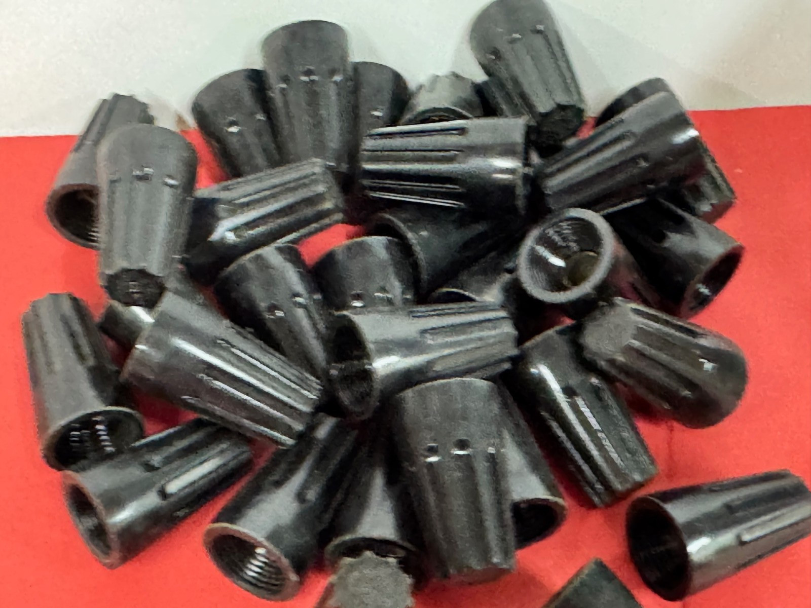 100-PK Black Medium Wire Connectors Screw-On Twist Nuts 12 14 NEW Eagle 44