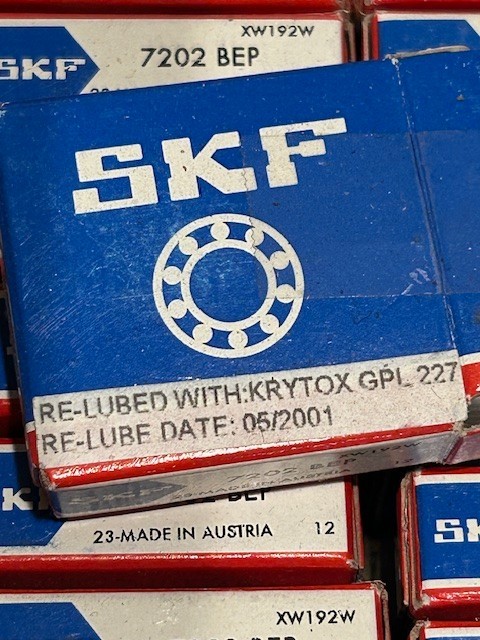 Lot of 10 7202 BEP SKF Angular Contact Bearing 15x35x11mm NOS –