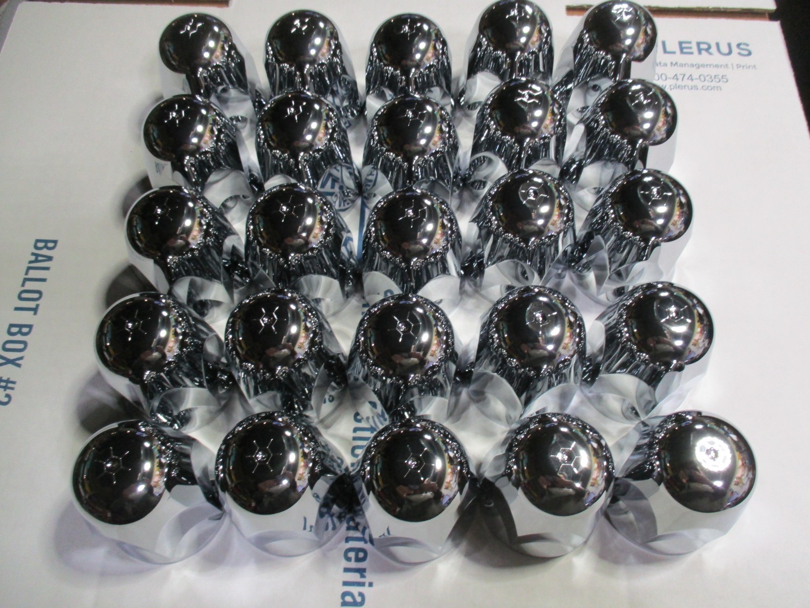 25 Per Lot, Genuine Alcoa Hex Lug Nut Cover ALU 001821, 1-1/2″ Hug a Lug
