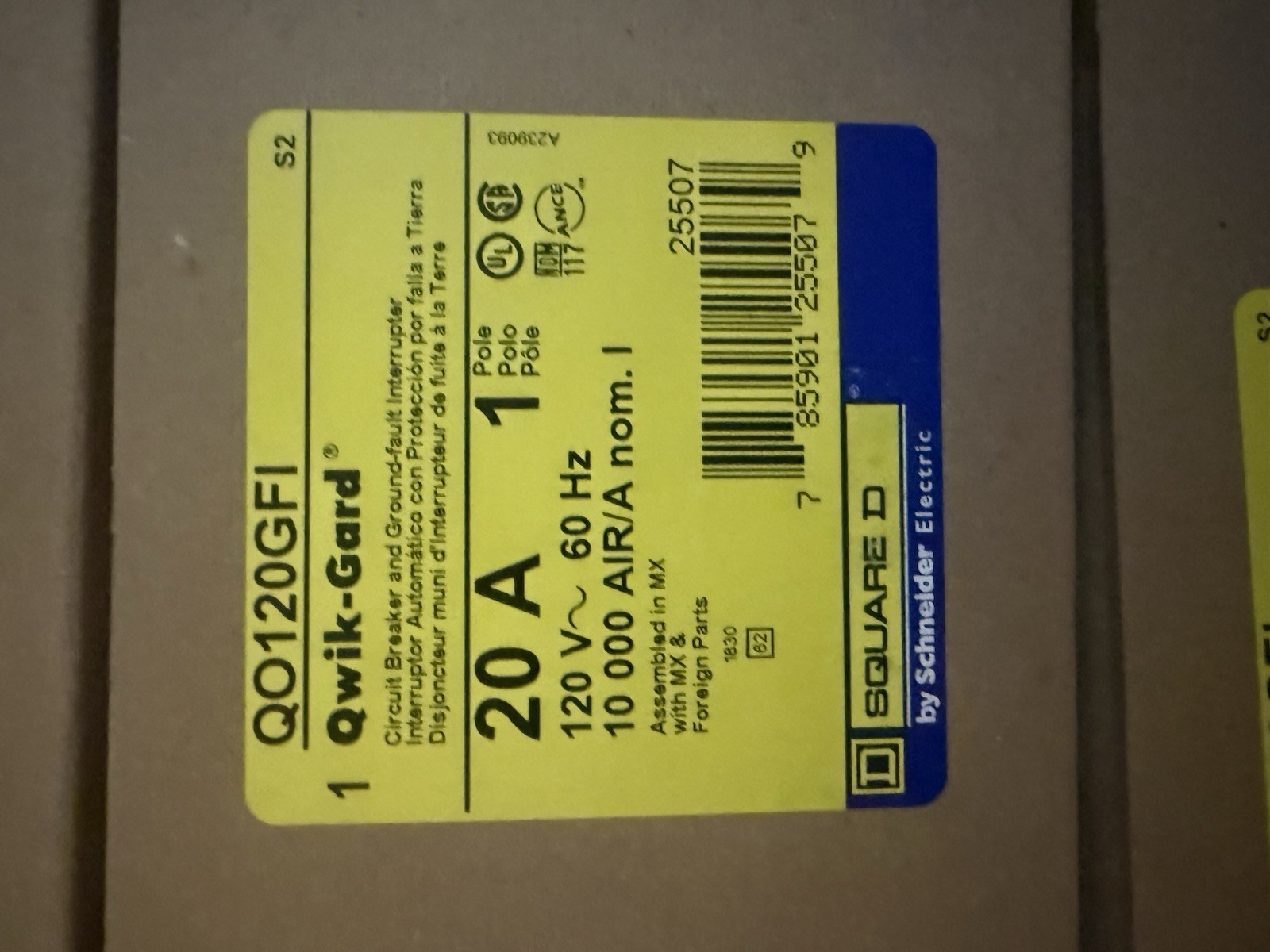 Square D QO120GFI 20A 120V 1-Pole GFCI Circuit Breaker, Pack of 10