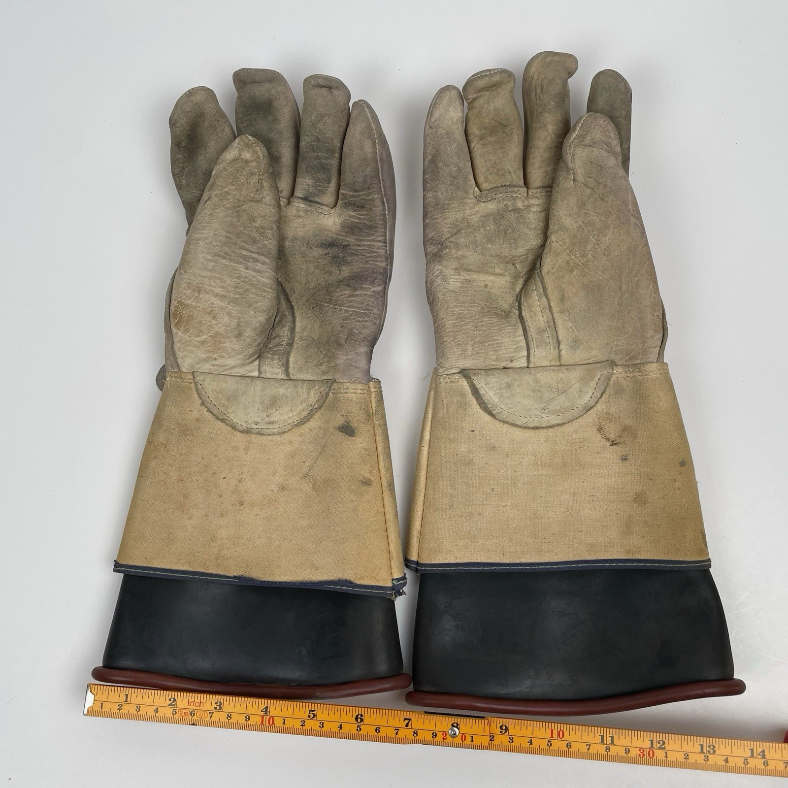 1967 CHARCO Rubber Lineman Gloves w/Allied B-11 Leather Protectors Display Only