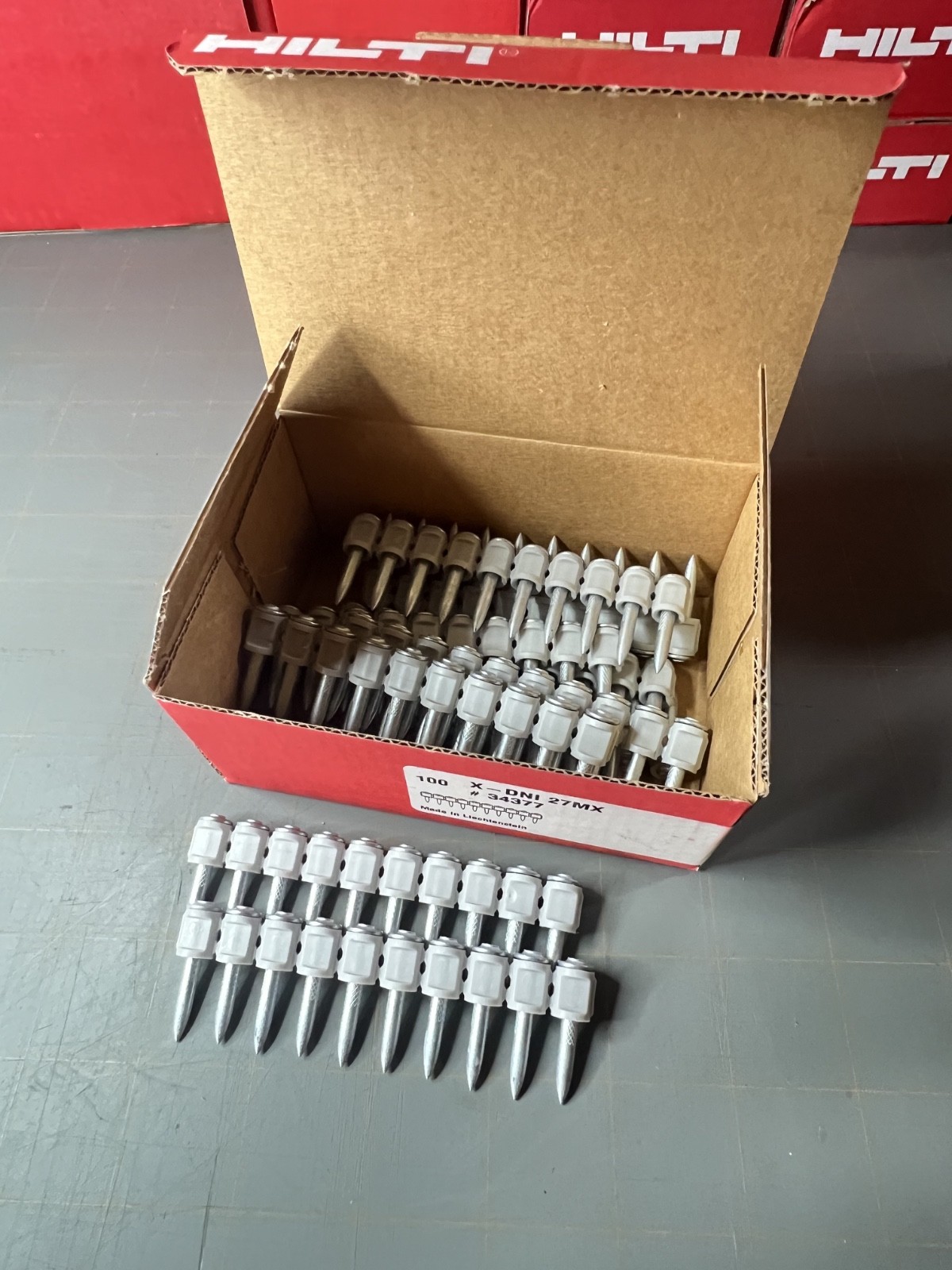 100Ct HILTI X-DNI 27MX Collated Concrete Nails 27mm Fasteners 27 MX NEW #34377