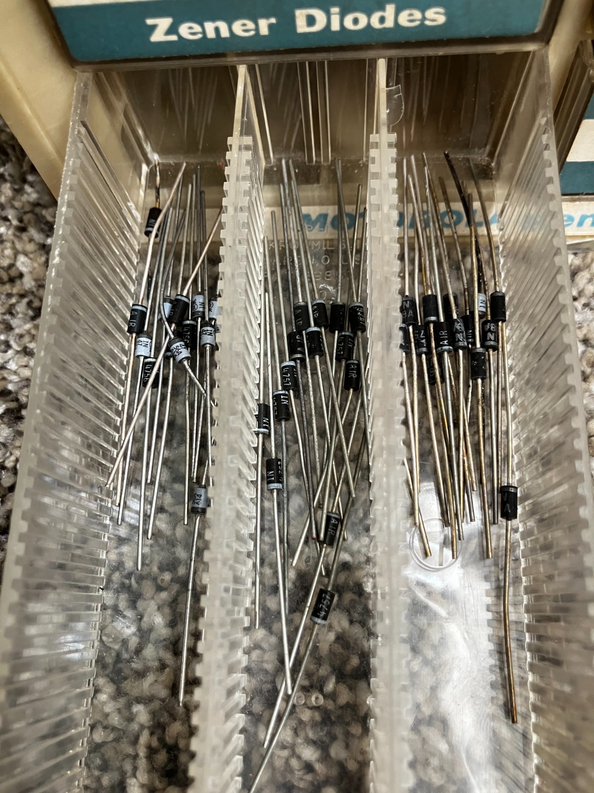 Motorola Zener Diodes Large Assortment 3.3V – 100V – variable count of each