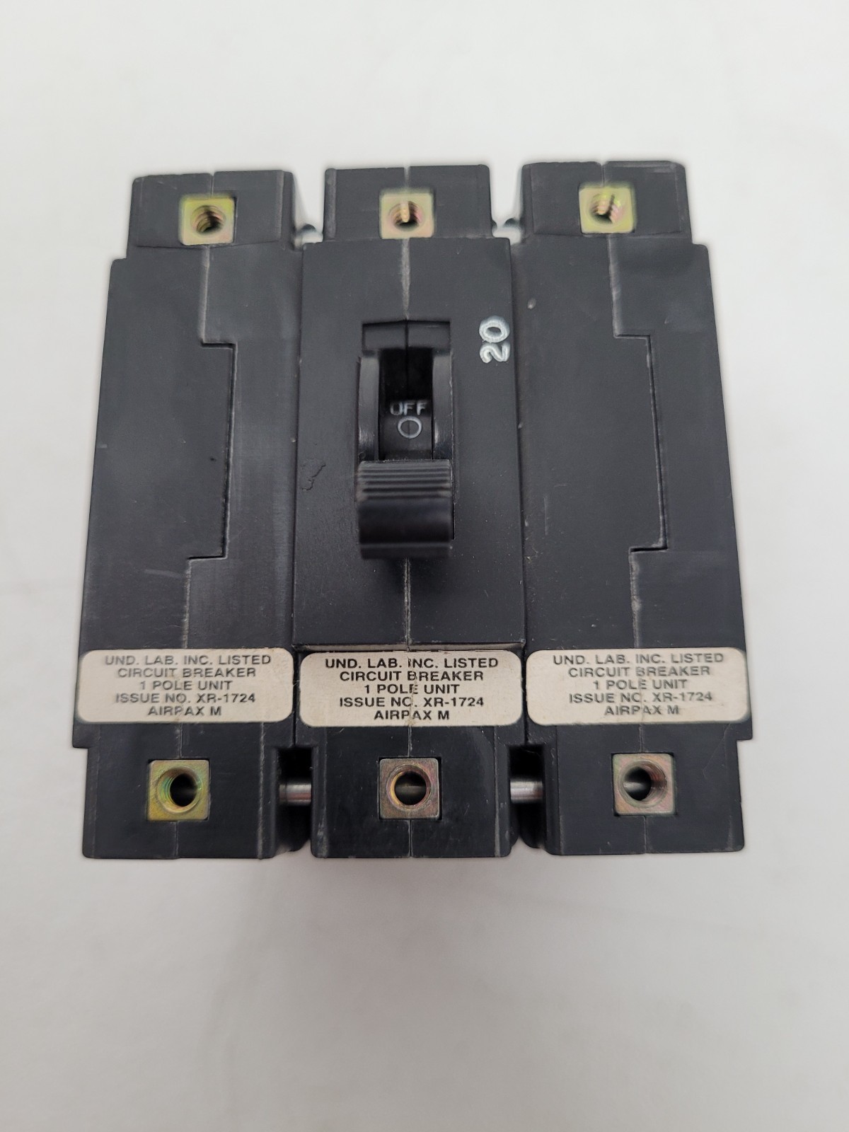 LEL111-1-63-20.0-01 Airpax 25 Amp Circuit Breaker – Next Day Option