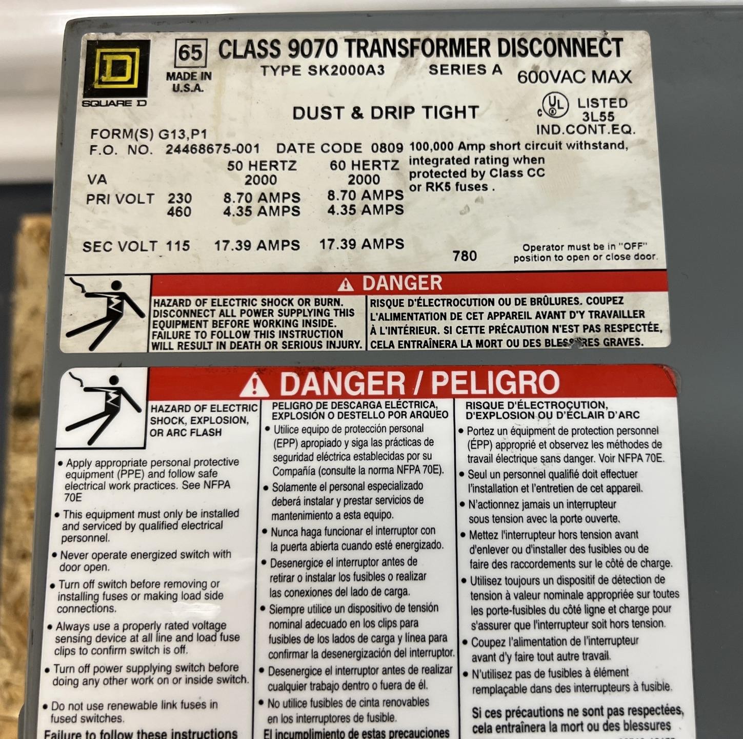 Square D SK2000A3, Transformer Disconnect With 2 KVA Transformer 9070TD2000D1