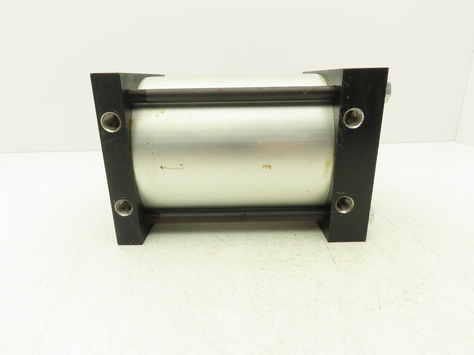 Rockford Air Devices 6×6 Pneumatic Air Cylinder 6″Bore 6″Stroke Tapped Mounting