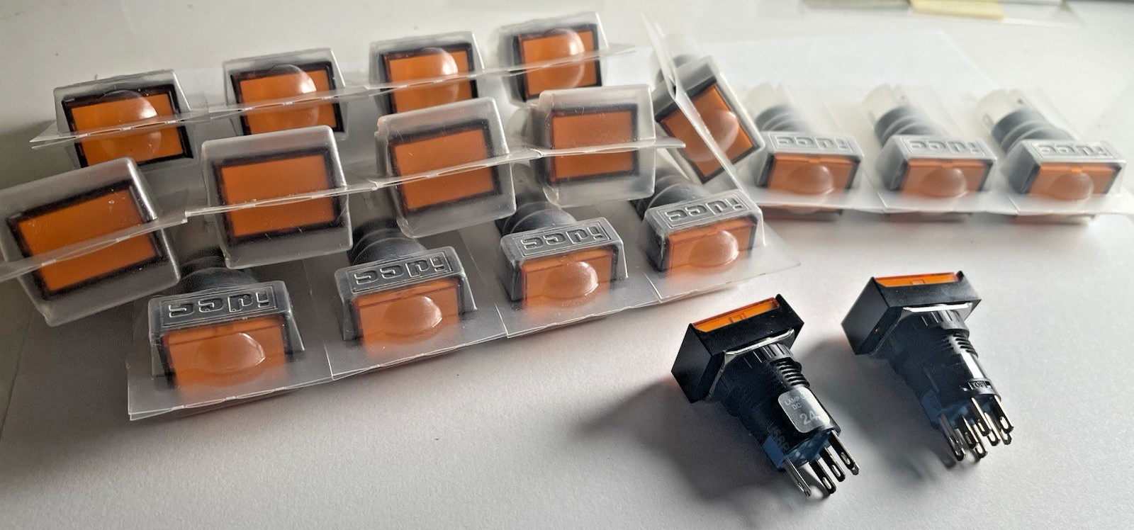 ?? HUGE Lot 76x IDEC Push Button Switches AL6-M AL6-AP Multicolor + Manual NOS