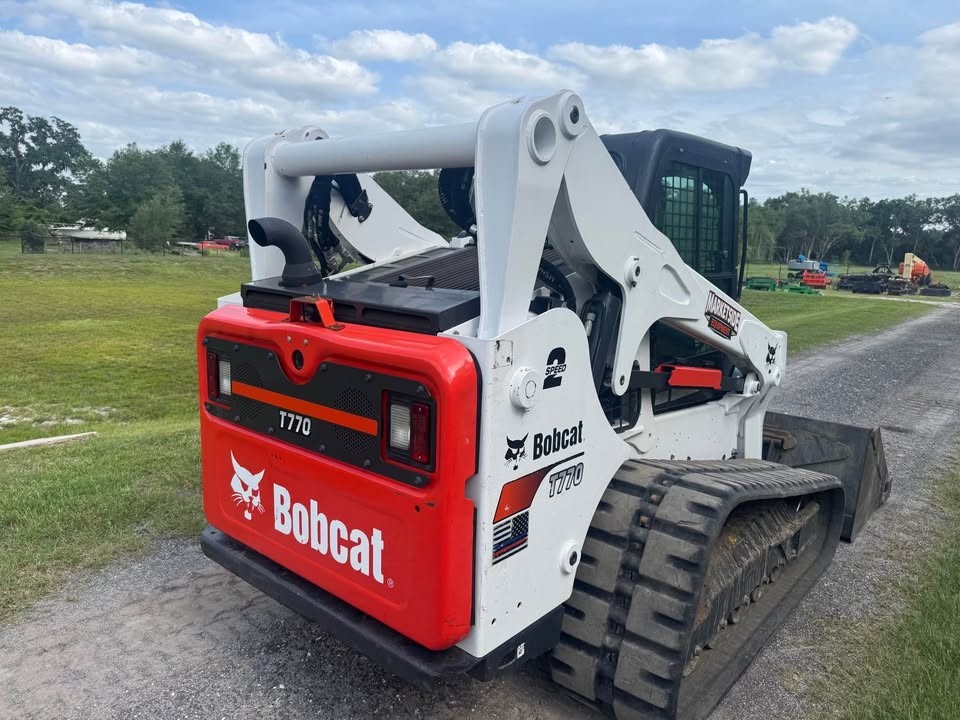 2021 BOBCAT T770 SKID STEER – CAB, HIGH FLOW, LOW HOURS!