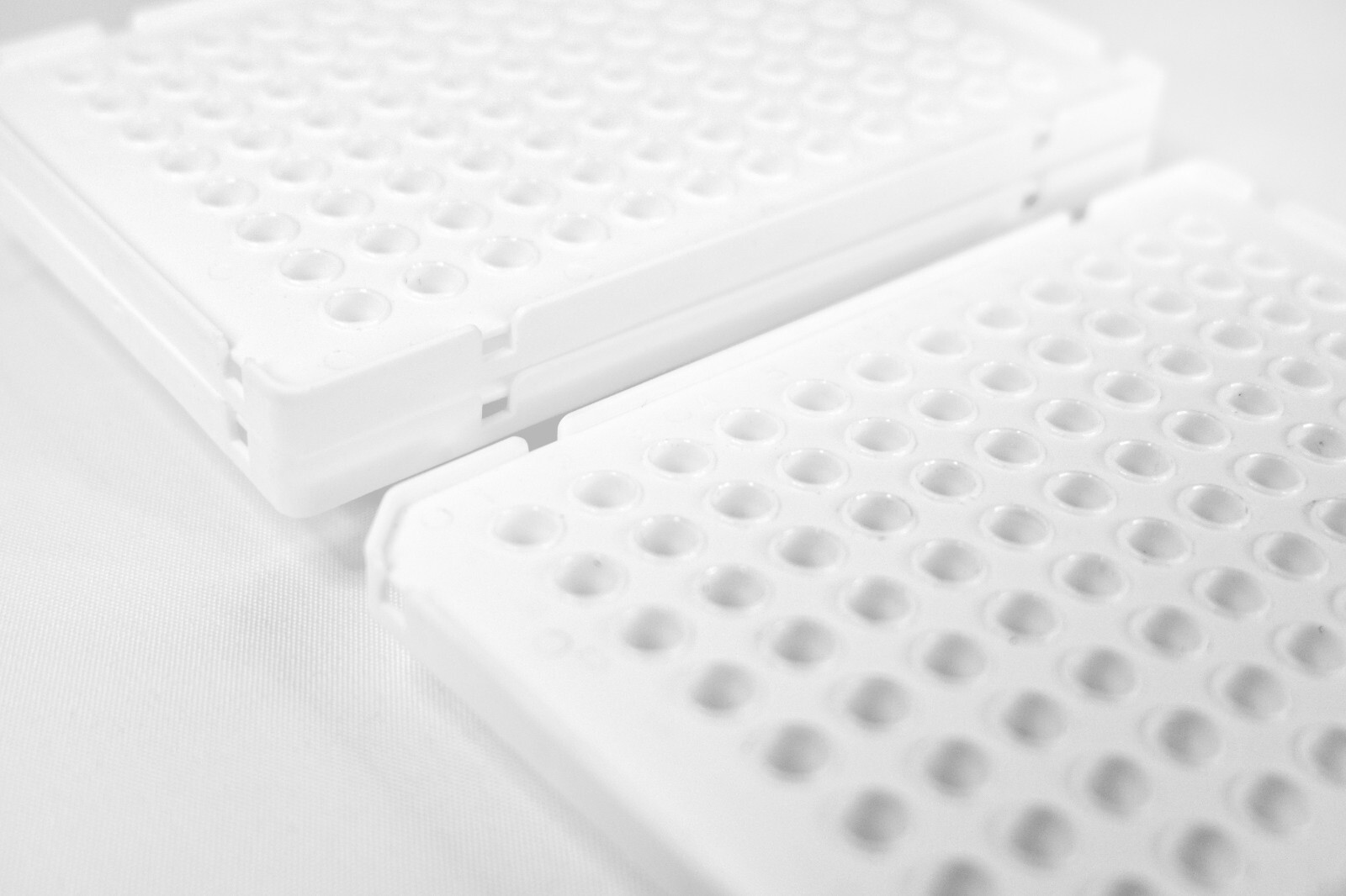 384 Well PCR Plate, 40 ul