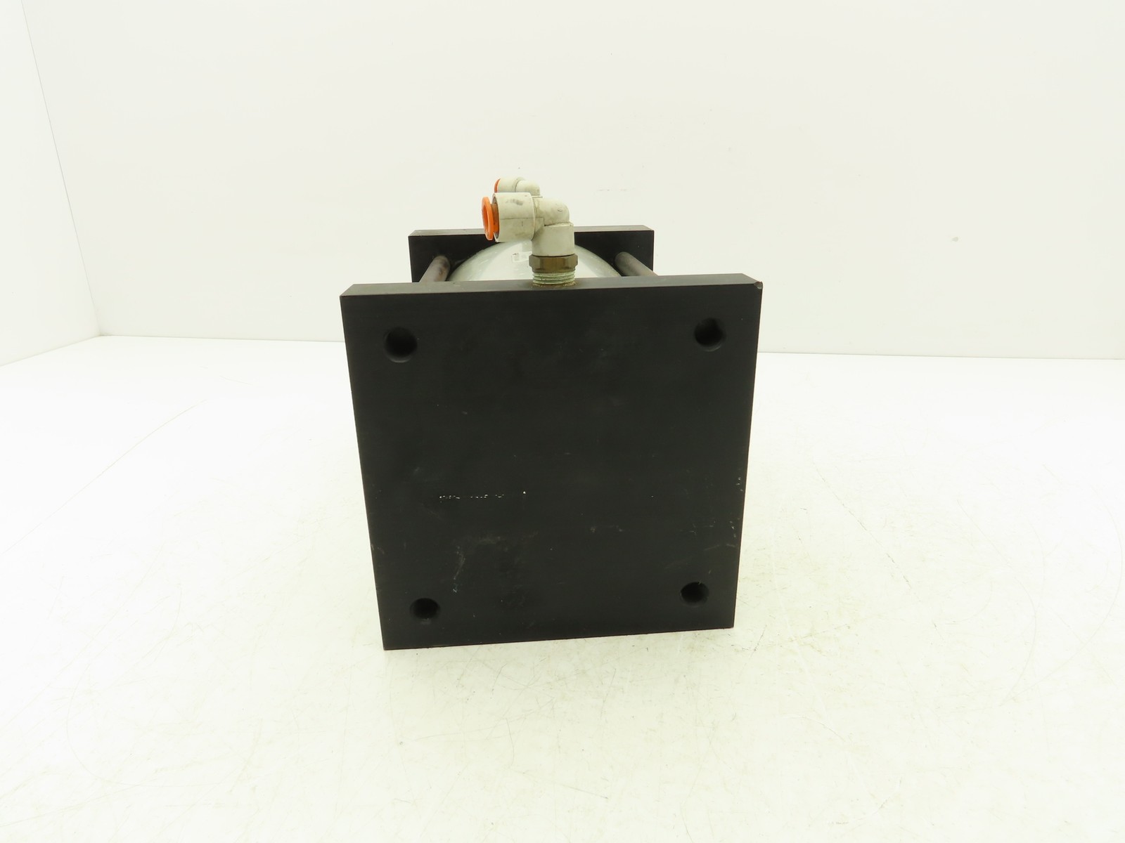 Rockford Air Devices 6×6 Pneumatic Air Cylinder 6″Bore 6″Stroke Tapped Mounting