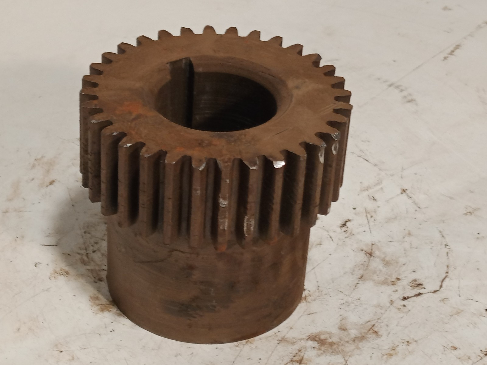 Unbranded Spur Gear Hub 1.960in ID 4.377in OD Steel Machine Gear as shown